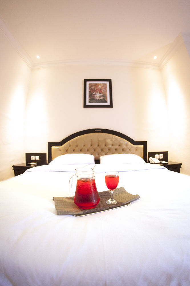 Hotel Sutomo Makasar Zewnętrze zdjęcie