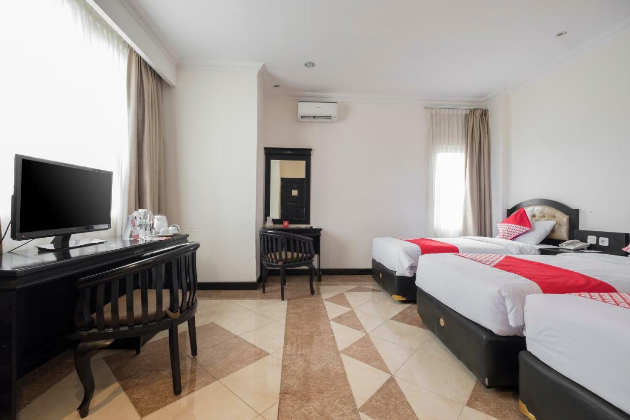 Hotel Sutomo Makasar Zewnętrze zdjęcie