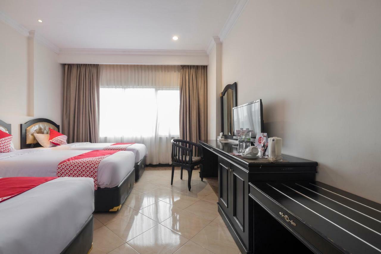 Hotel Sutomo Makasar Zewnętrze zdjęcie