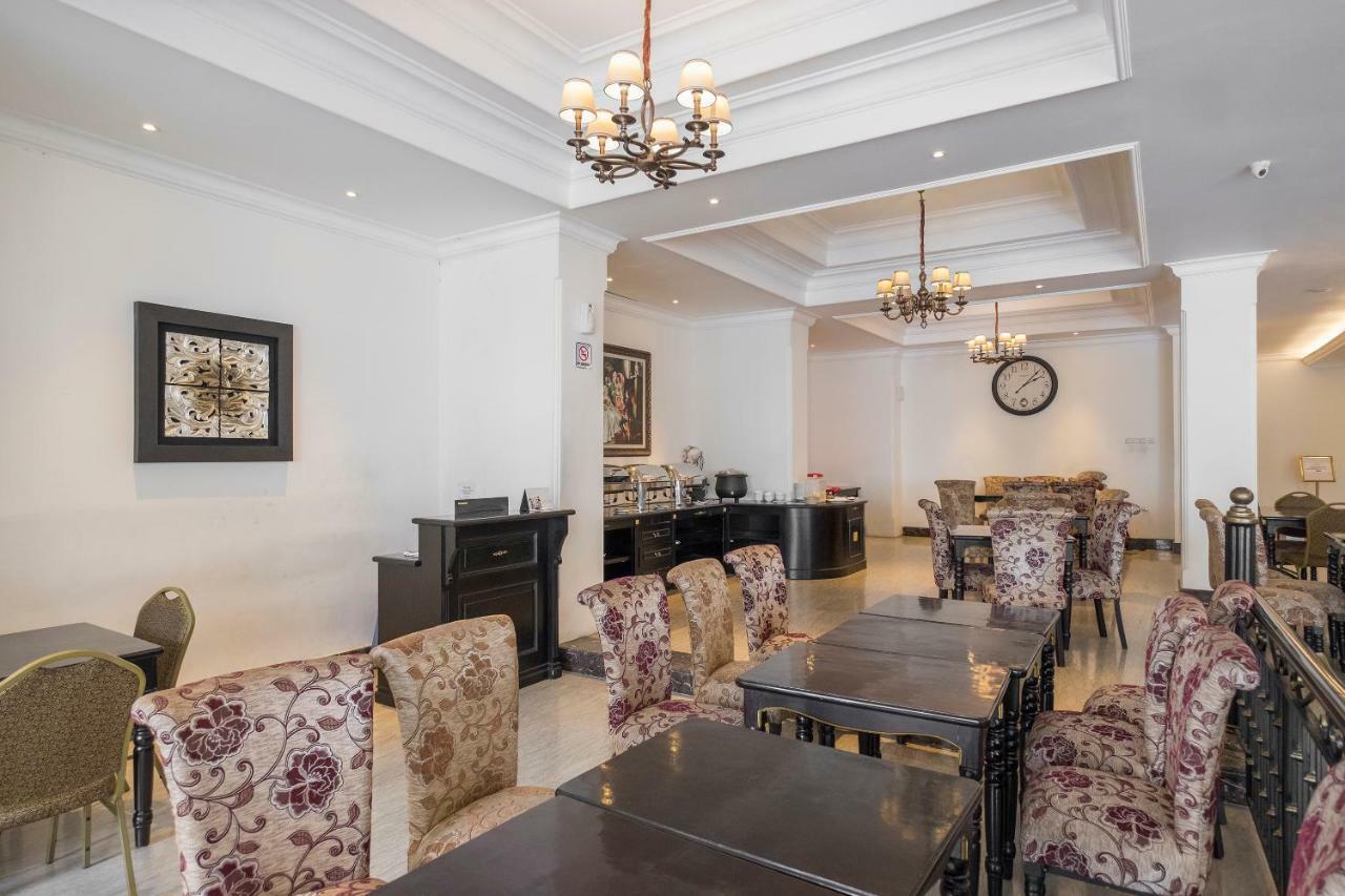 Hotel Sutomo Makasar Zewnętrze zdjęcie